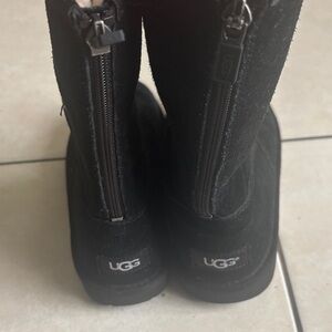UGG Kids Zippered Black Boots